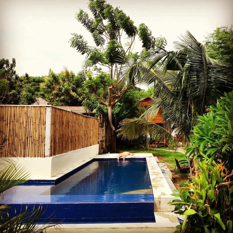 Cotton Tree Cottages Gili Trawangan Esterno foto